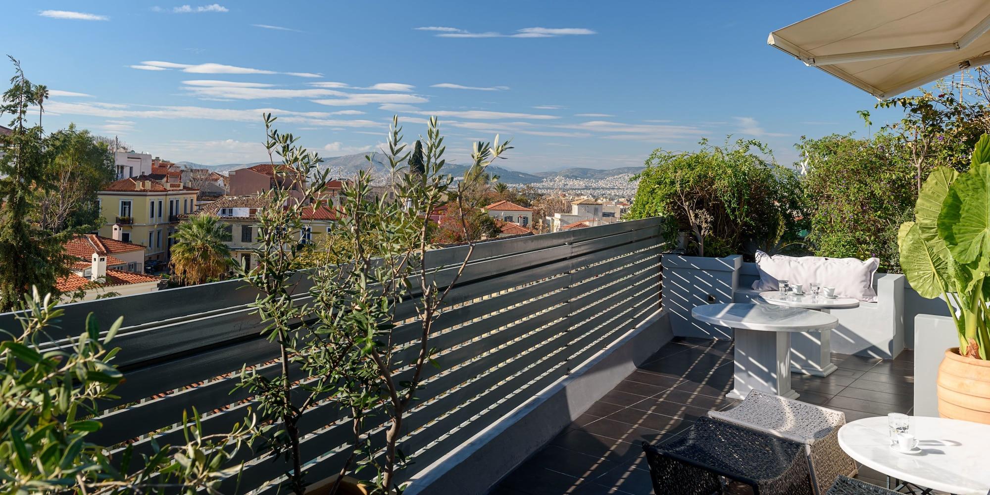 Fos Residential Apartments Atene Esterno foto